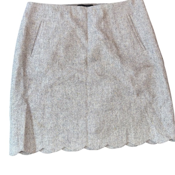 Talbots Gray Tweed Scalloped Hem Skirt - Picture 4 of 5
